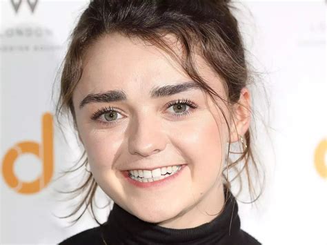 maisie williams nude game of thrones|Nudity, Age, & Awkwardness! Maisie Williams Tells All About。